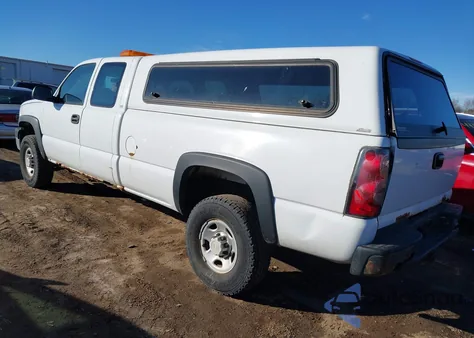 2005 Chevrolet Silverado 2500Hd Work Truck z USA, uszkodzony, nr VIN 1GCHK29U75E307089